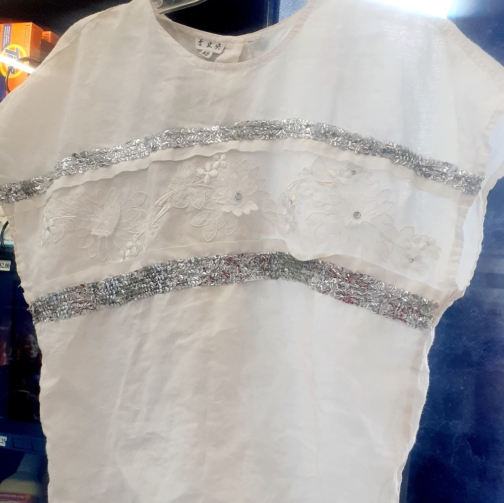 Lee Dong Soo Sport white Floral embroidery Blouse Top sz L ?